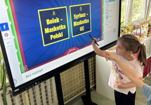 zabawy z tablicą multimedialną