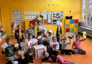 grupa Biedronki z kratkami walentynkowymi