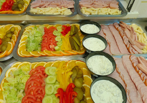 mix warzyw wędlin, biały twaróg